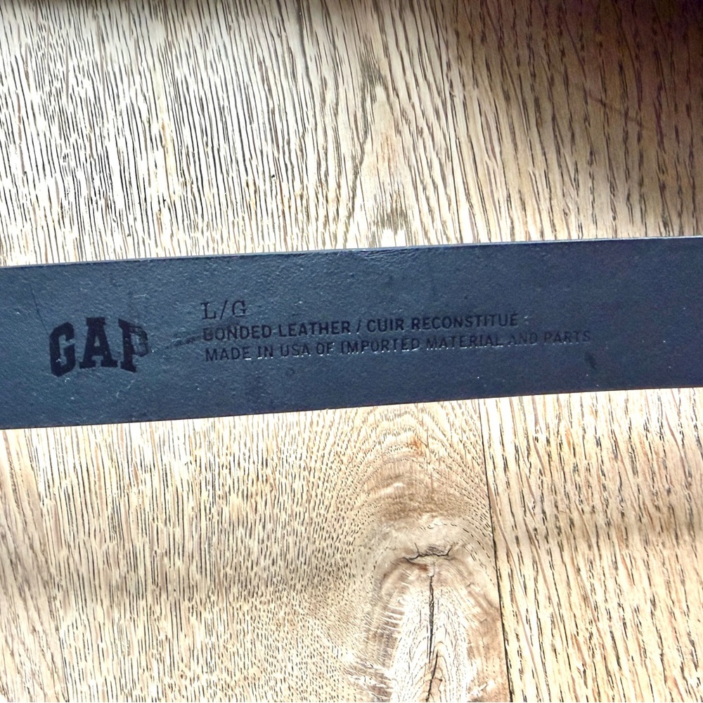 GAP Boys Black Leather Belt w/ Silver Buckle- L - Picture 3 of 8